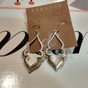 Plunder design two tone earrings